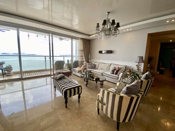 Venta de Apartamento en el PH Q Tower