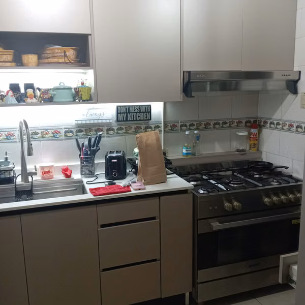 House for sale in Dorado Lake, Del Rey County, completely remodeled