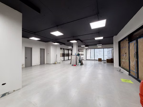 Office for Lease – 165 m² in Plaza Obarrio (Under Renovation)
