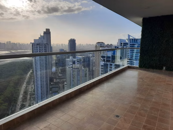 VENTA APTO. PH PARAMOUNT, COSTA DEL ESTE 317M2