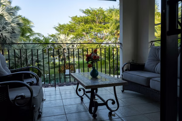 Luxury Lake-View Apartment at Buenaventura Golf &amp; Beach Resort