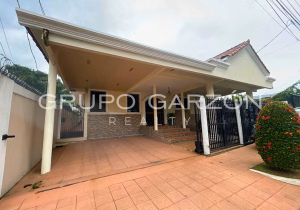 House for sale in Betania (Los Angeles)