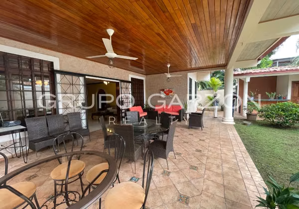 House for sale in Betania (Los Angeles)