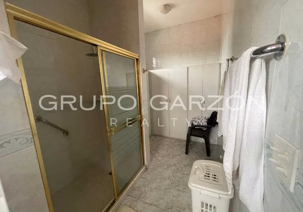 House for sale in Betania (Los Angeles)