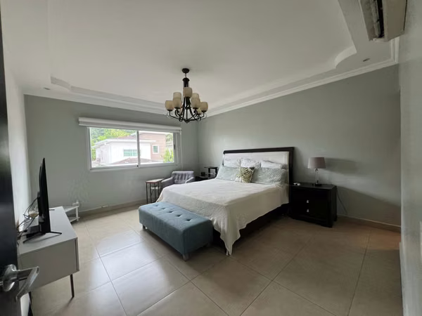 House for Sale in Dorado Village, Condado del Rey