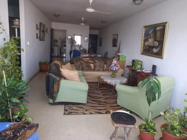 Cuarto Con Baño Privado.