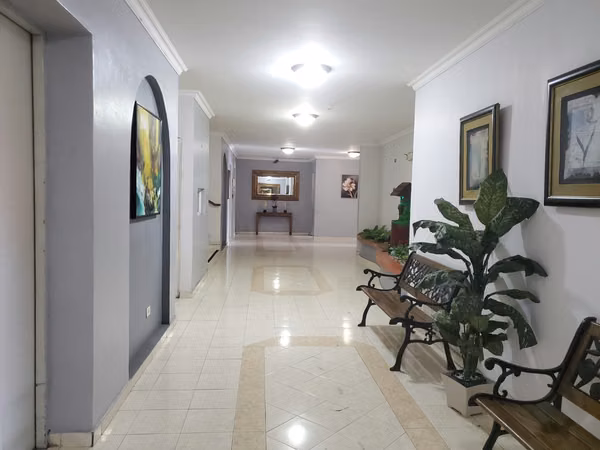 Parque Lefevre, Apartamento en Venta. Céntrico
