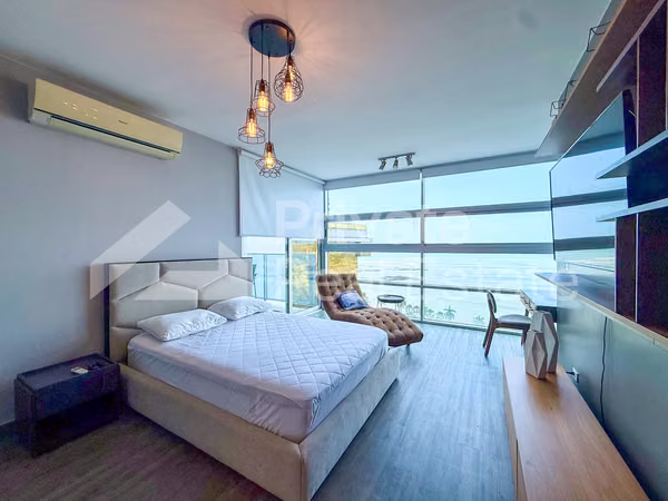 Venta de apartamento en Waters on the Bay Avenida Balboa