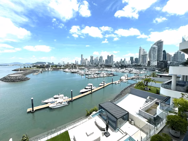 Selling Apartament in Ocean Reef