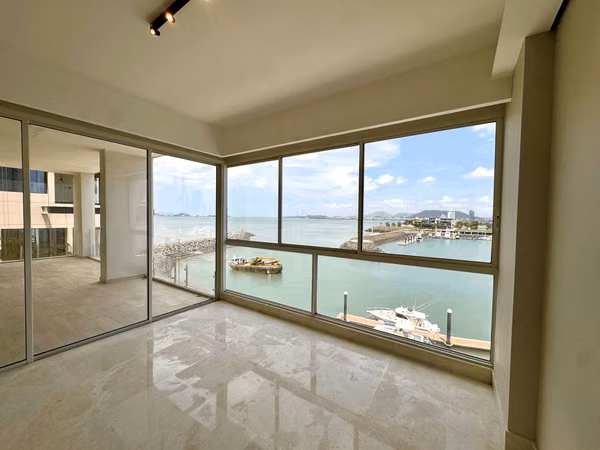 Selling Apartament in Ocean Reef