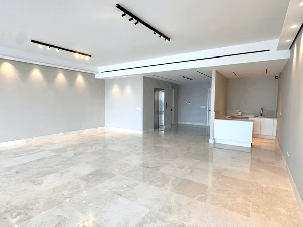 Selling Apartament in Ocean Reef
