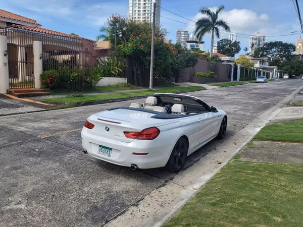 SE VENDE BMW COLOR BLANCO  640 I PERFECTA CONDICIONES  MANTENIMIENTO DE FABRICA
