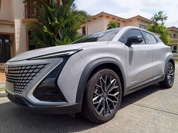 CHANGAN UNIT-T AS NEW