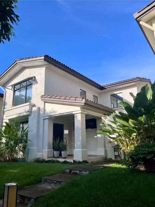 En venta – Casa en River Valley, Howard