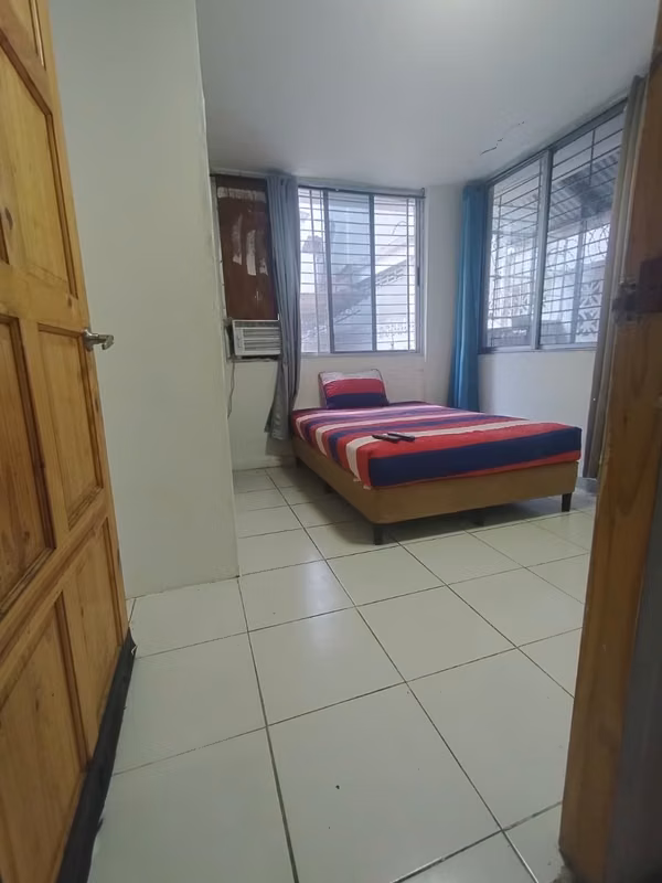RENTO ESPECTACULAR HABITACIÓN CON AIRE SPLIT CERCA EST METRO VÍA ARGENTINA