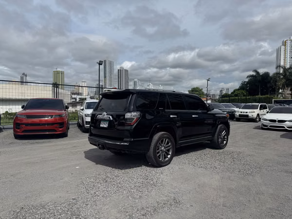 TOYOTA 4RUNNER 2014