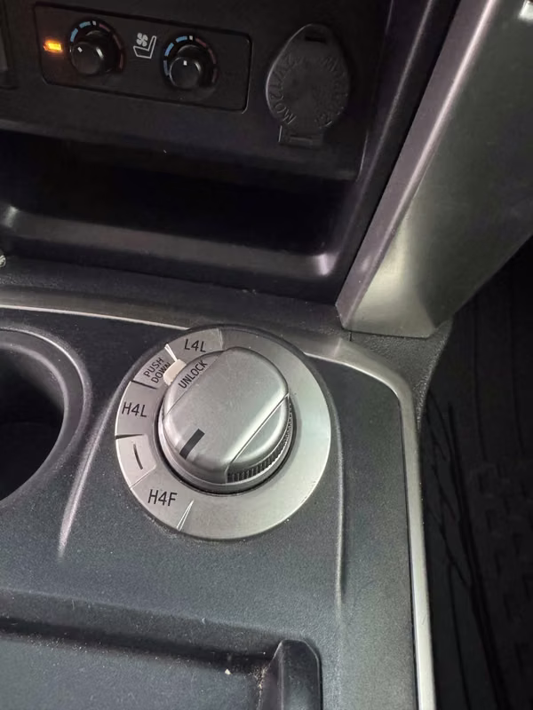 TOYOTA 4RUNNER 2014