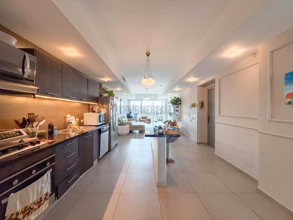 Beautiful fully furnished apartment for Sale in Yacht Club Tower
