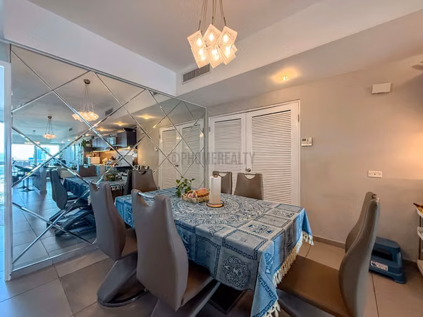 Beautiful fully furnished apartment for Sale in Yacht Club Tower