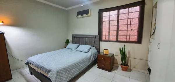 Venta de amplia y hermosa casa en El Doral – Altos del Bosque
