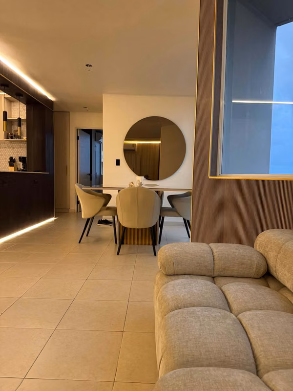 Hermoso apartamento TOTALMENTE REMODELADO en PH 44&amp;PARK, Bella Vista.