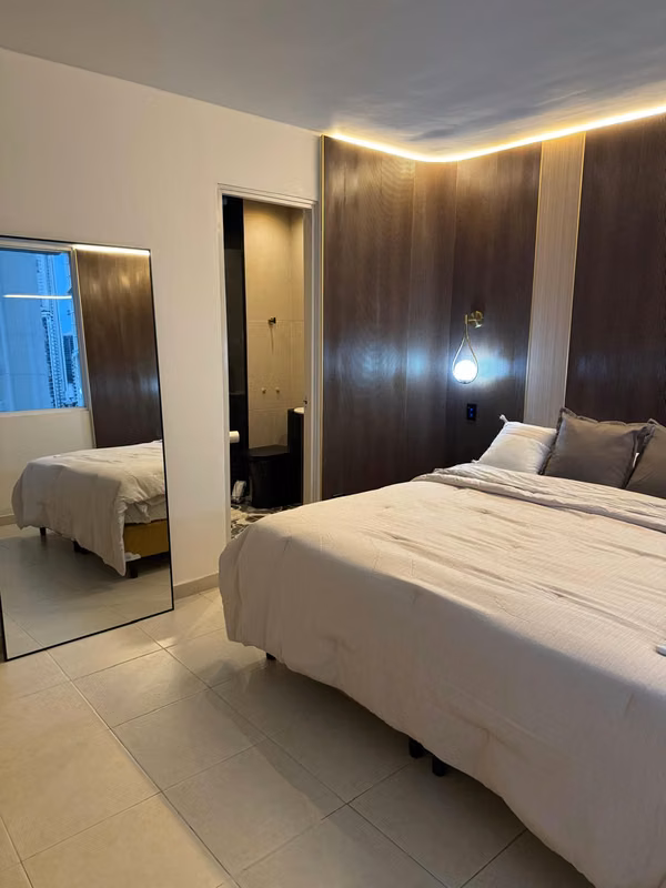 Hermoso apartamento TOTALMENTE REMODELADO en PH 44&amp;PARK, Bella Vista.