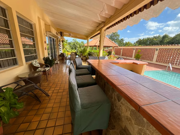 RÍO MAR Casa con Piscina a pasos de la playa