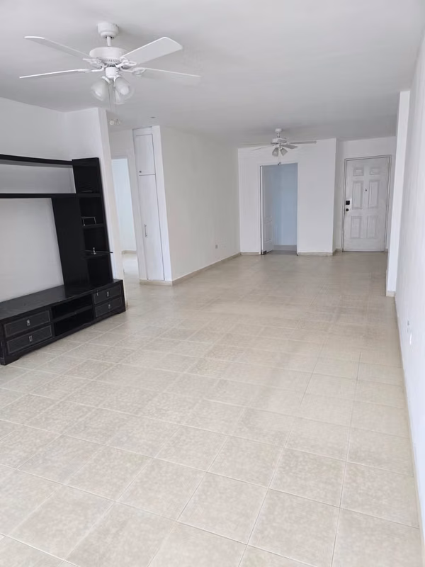 Apartment in Vía Argentina – El Cangrejo | 123 m² / 3BR / 2BA / 2 Parking / $199,500