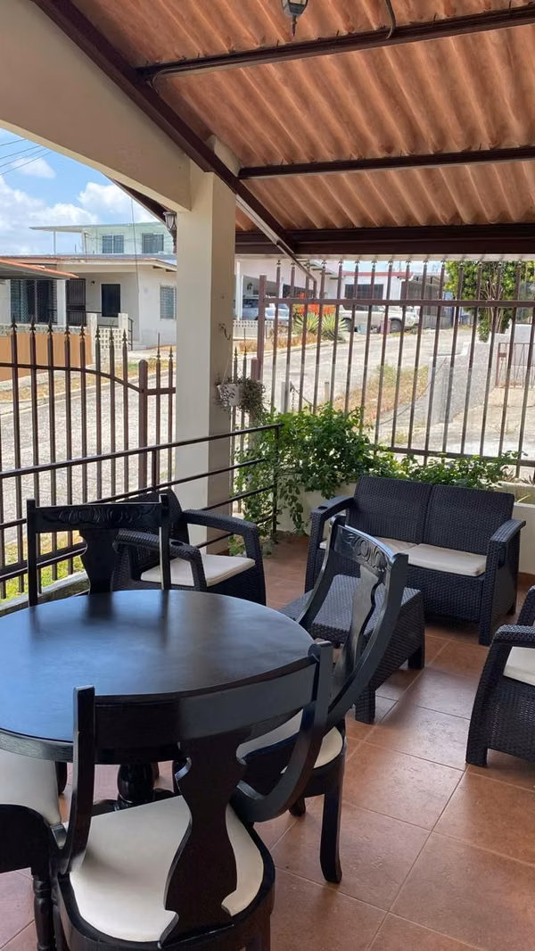House for Sale in La Gloria – Betania | 330 m² Lot / 4 Bedrooms / 3 Bathrooms / 1 Parking