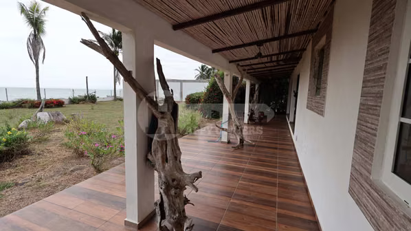 Venta de casa frente al mar en Punta Chame, Panamá