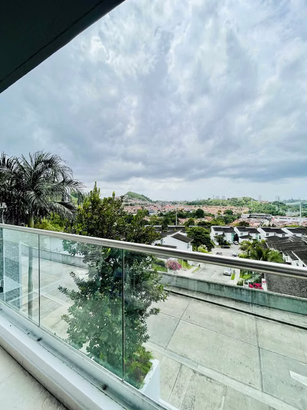 MODERN FURNISHED APARTMENT FOR SALE IN HORIZONTES