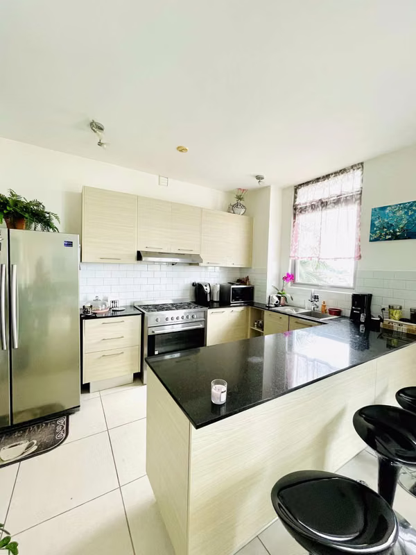 MODERN FURNISHED APARTMENT FOR SALE IN HORIZONTES