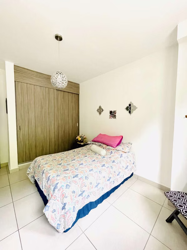 MODERN FURNISHED APARTMENT FOR SALE IN HORIZONTES
