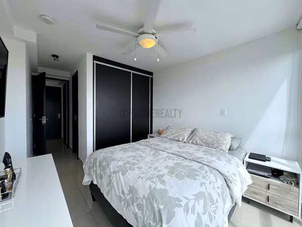 Beautiful Apartment for Sale in Parque Lefevre