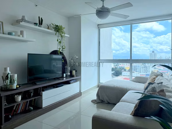 Beautiful Apartment for Sale in Parque Lefevre
