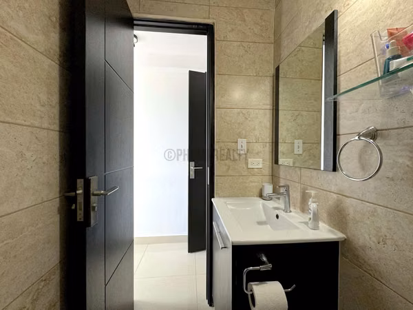 Beautiful Apartment for Sale in Parque Lefevre