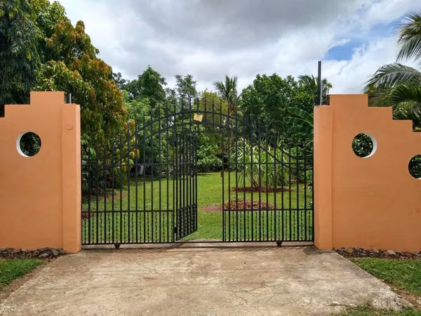 VENDO CHITRE -CASA EN SECTOR LAS TABLITAS