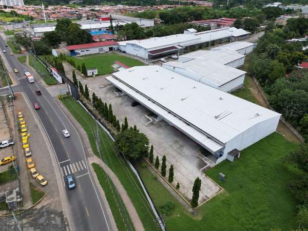 Rental of Warehouse in Las Mañanitas, Tocumen, 500 m²