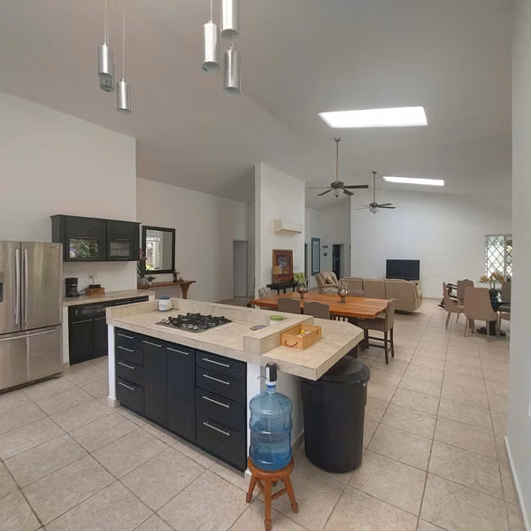 Se vende casa en Riomar, San Carlos