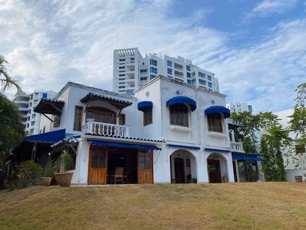 Venta de Casas en Rio Hato, PH Dúplex Playa Blanca Resort, 1,192m2 de terreno