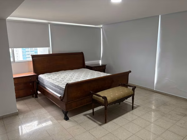 LARGE APARTMENT IS SOLD P.H TOWER MACAR PENT-HOUSE PH B,