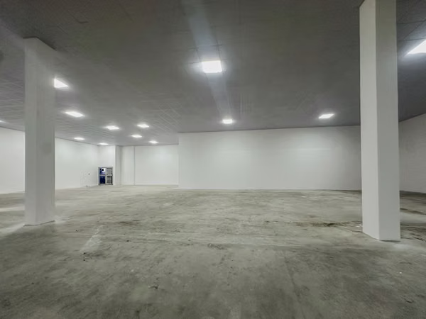 For rent Commercial local wearhouse in Parque Lefevre