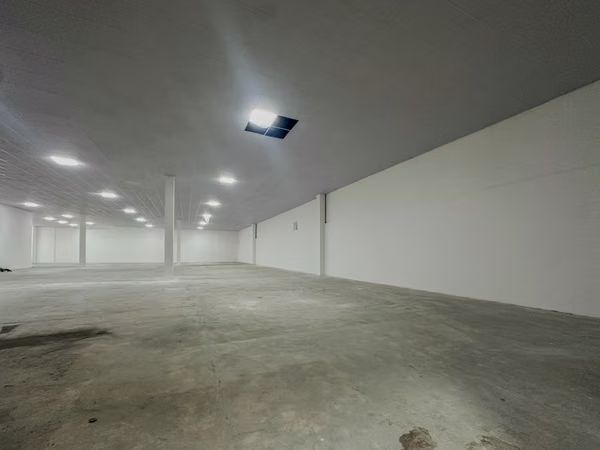 For rent Commercial local wearhouse in Parque Lefevre