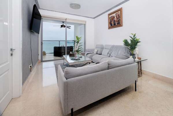 For sale apartment in PH Yoo/ Avenida Balboa