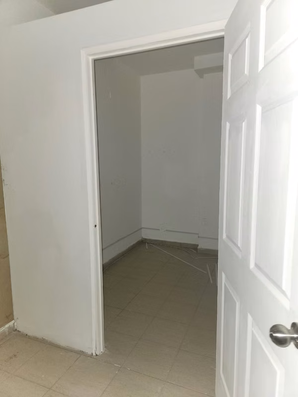 ¡Oportunidad en Parque Lefevre! Oficinas Disponibles   Vía principal.