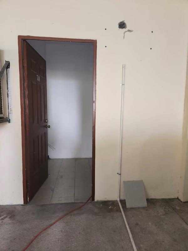 ¡Oportunidad en Parque Lefevre! Oficinas Disponibles   Vía principal.