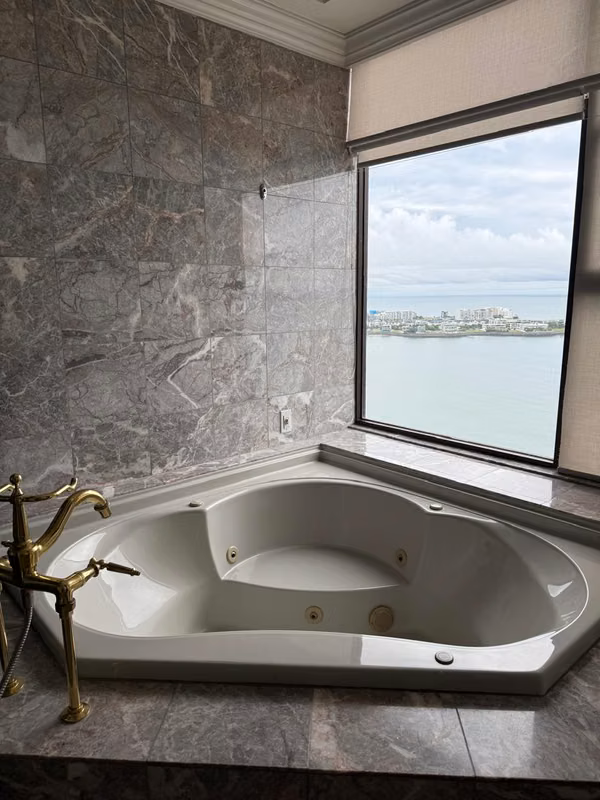 Apartment for sale in Punta Paitilla