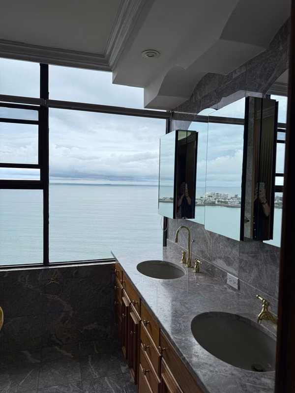 Apartment for sale in Punta Paitilla