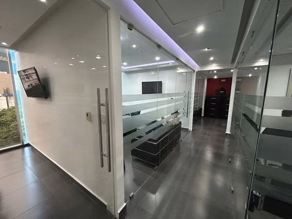 VENTA DE OFICINA EN OBARRIO, PH OFFICE ONE TOWER, 180 m2