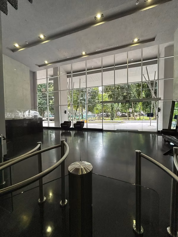 VENTA DE OFICINA EN OBARRIO, PH OFFICE ONE TOWER, 180 m2